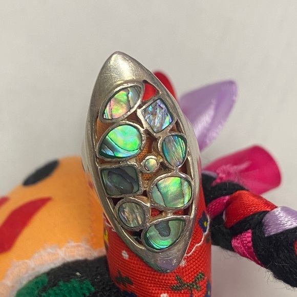 Gorgeous Silver Abalone Shell Ring - Size 7 - Picture 6 of 7